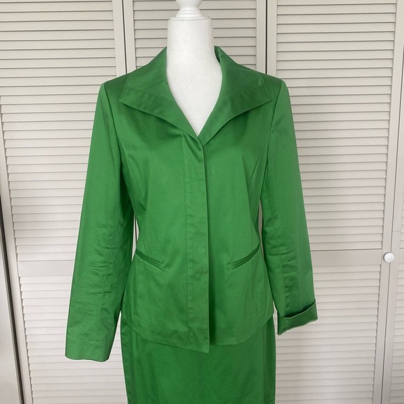 Lafayette 148 2 Piece Outfit Green Jacket and skirt- Sz 8 - Picture 2 of 10
